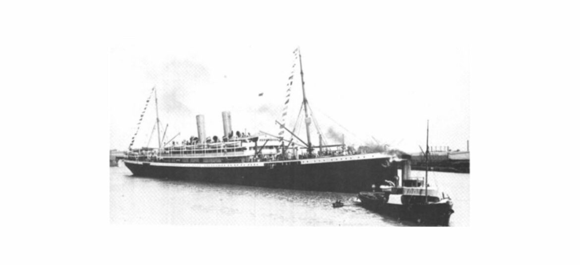 Bateau de transport des migrants
